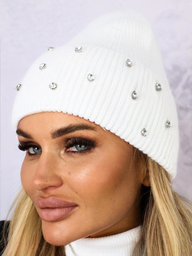 CZAPKA ZIMOWA Z CYRKONIAMI- BIAŁA