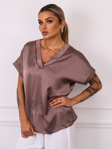 BLUZKA SATYNOWA Z DEKOLTEM W SEREK- BRĄZOWA