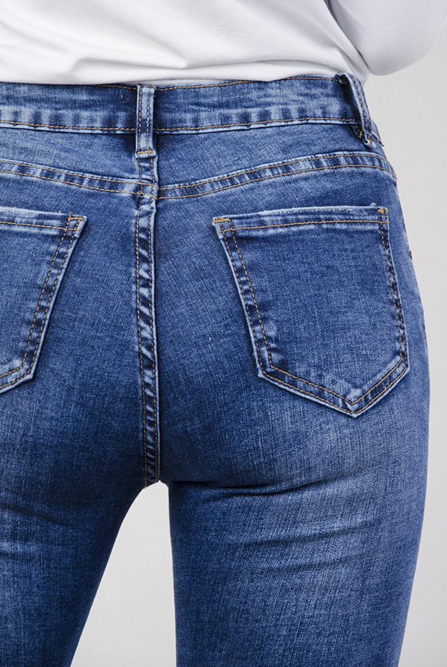 Spodnie jeansowe z przetarciami