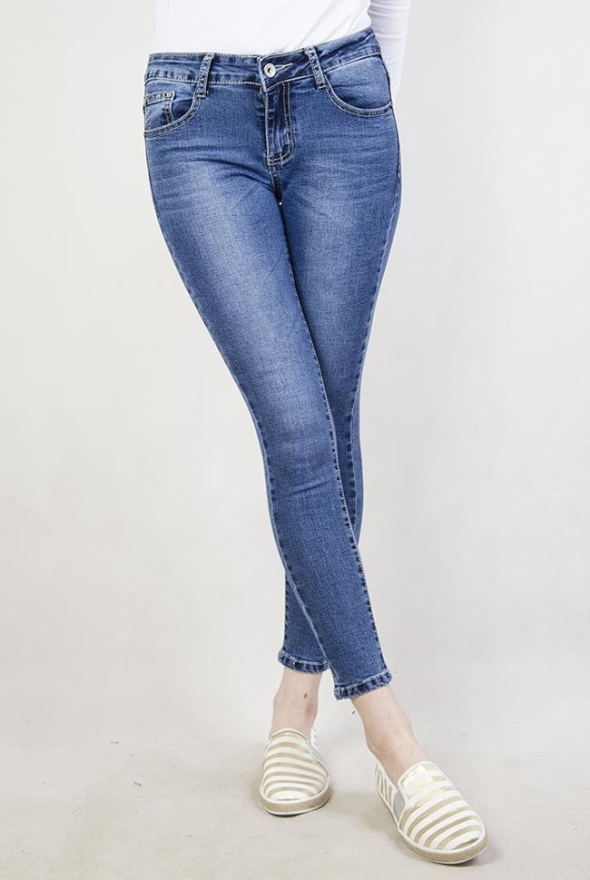 Spodnie jeansowe ze zdobieniami przy nogawce